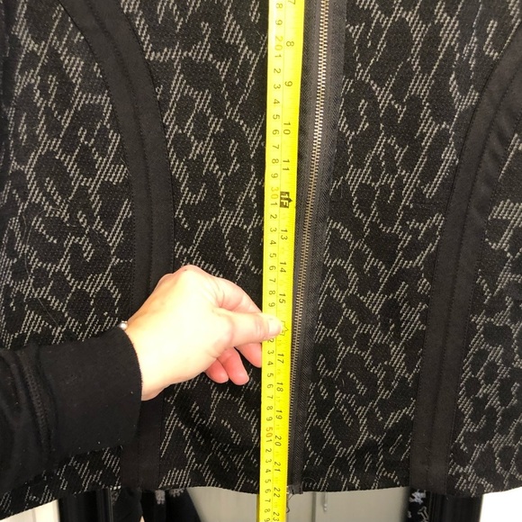 Studio Point  size 10 leopard print midi skirt with full back zip - Picture 4 of 6